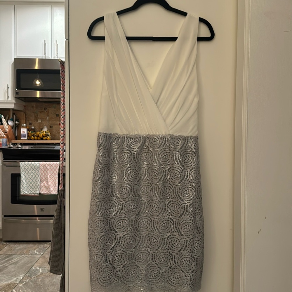 Laundry by Shelli Segal mini dress